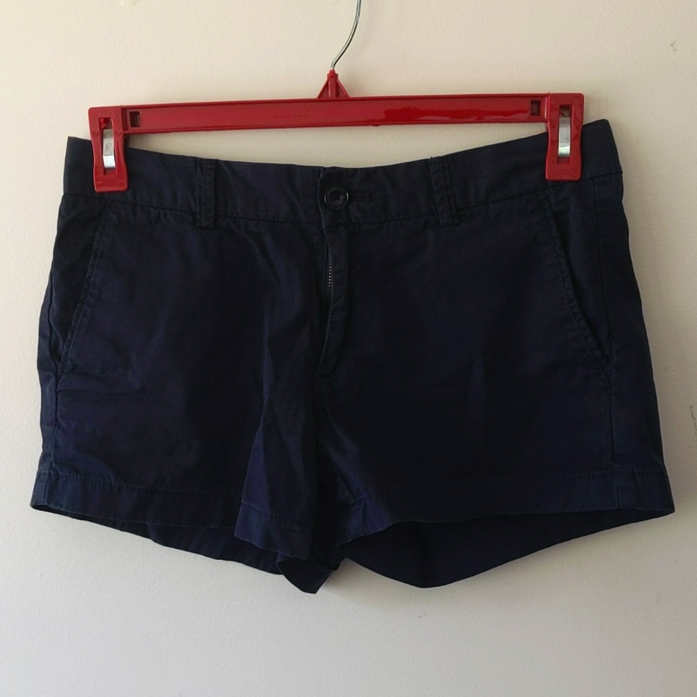 Uniqlo Navy Blue Chino Shorts Size (8)